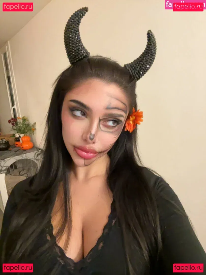 Julia Bayonetta Onlyfans Photo Gallery 