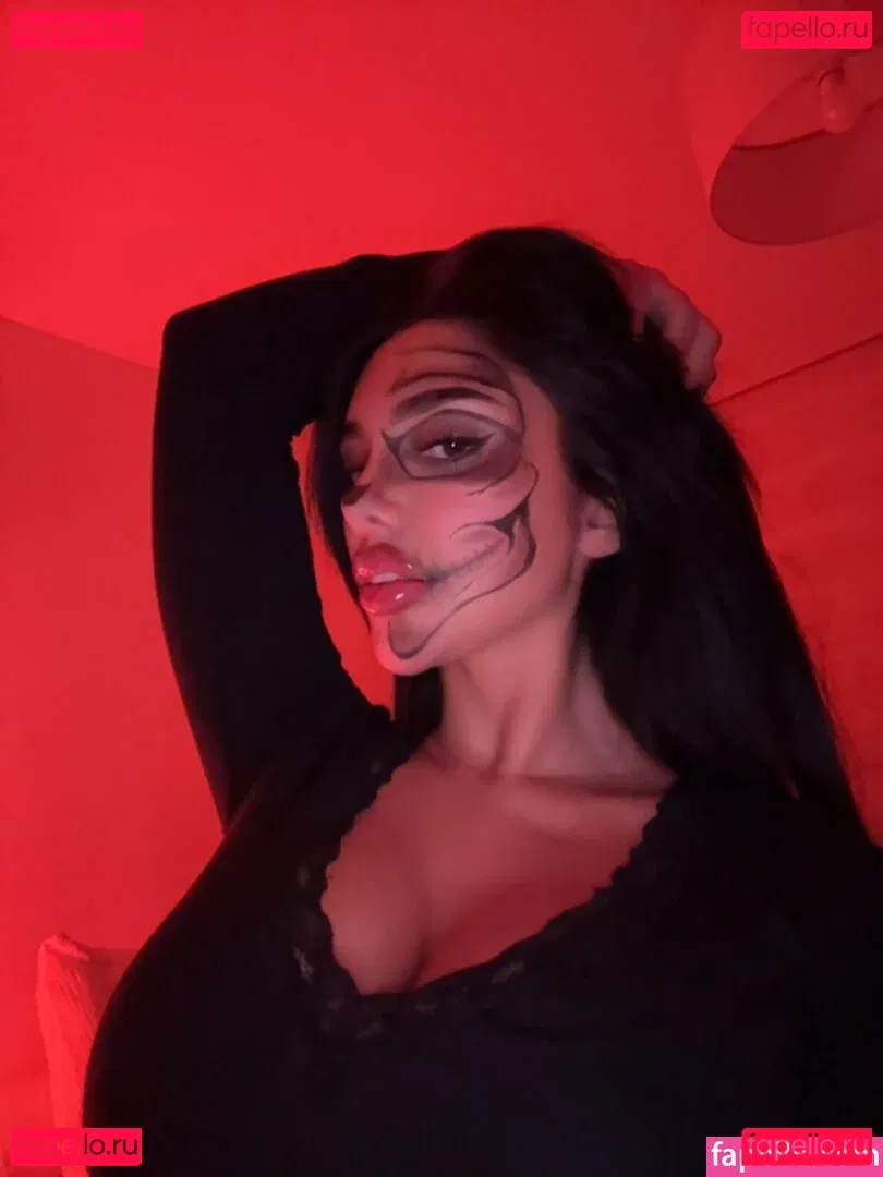 Julia Bayonetta Onlyfans Photo Gallery 