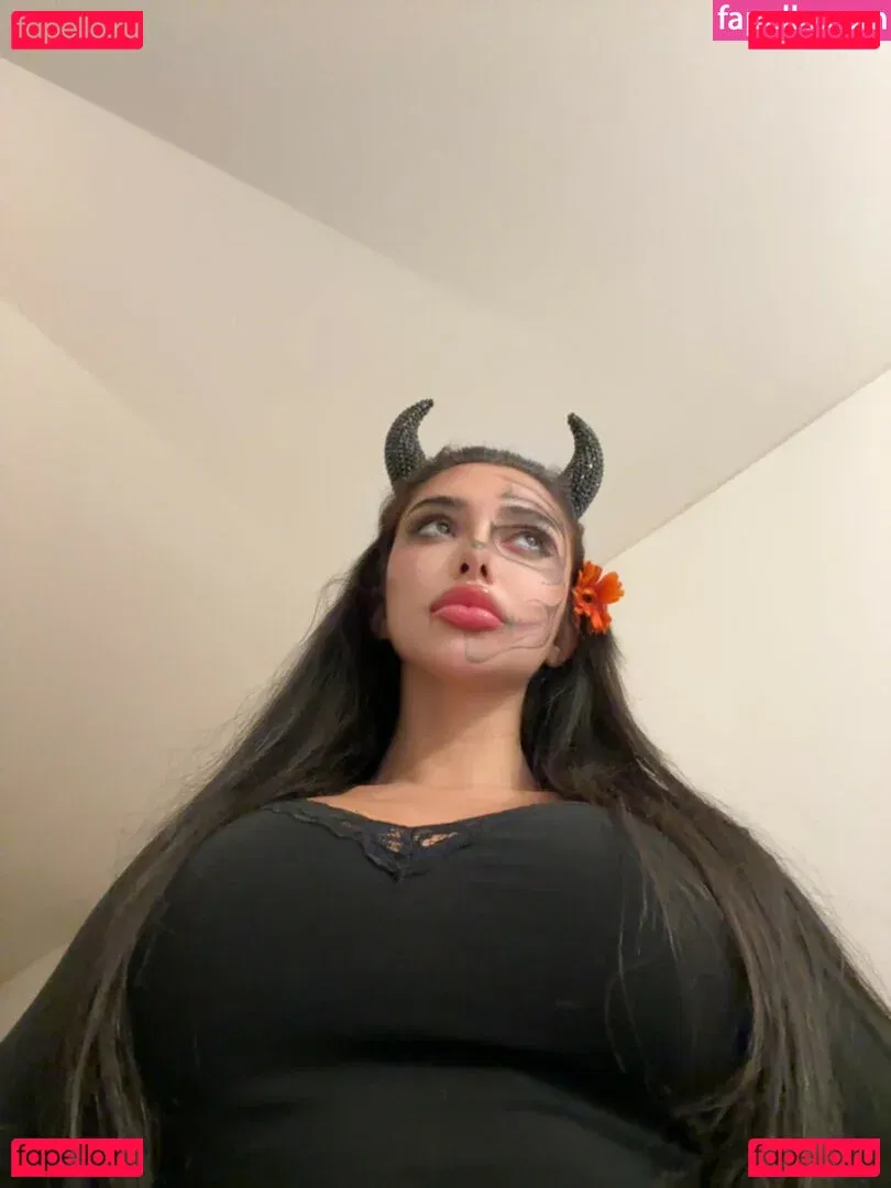 Julia Bayonetta Onlyfans Photo Gallery 