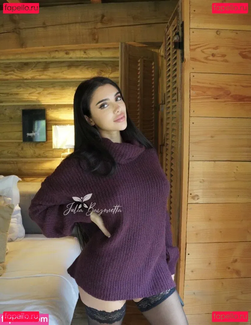 Julia Bayonetta Onlyfans Photo Gallery 