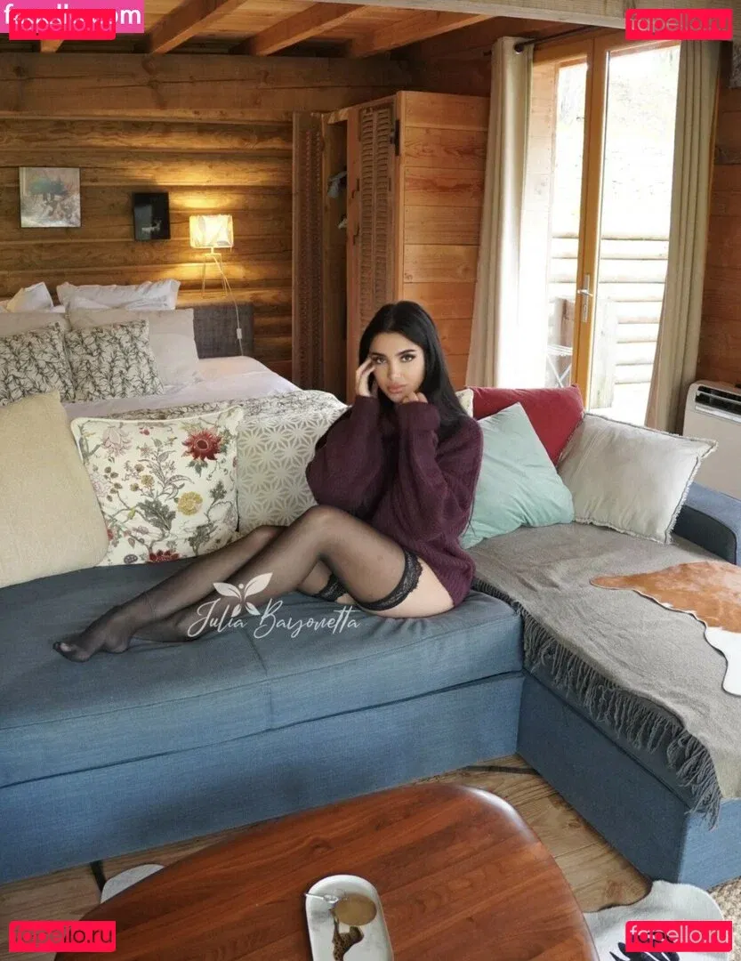 Julia Bayonetta Onlyfans Photo Gallery 