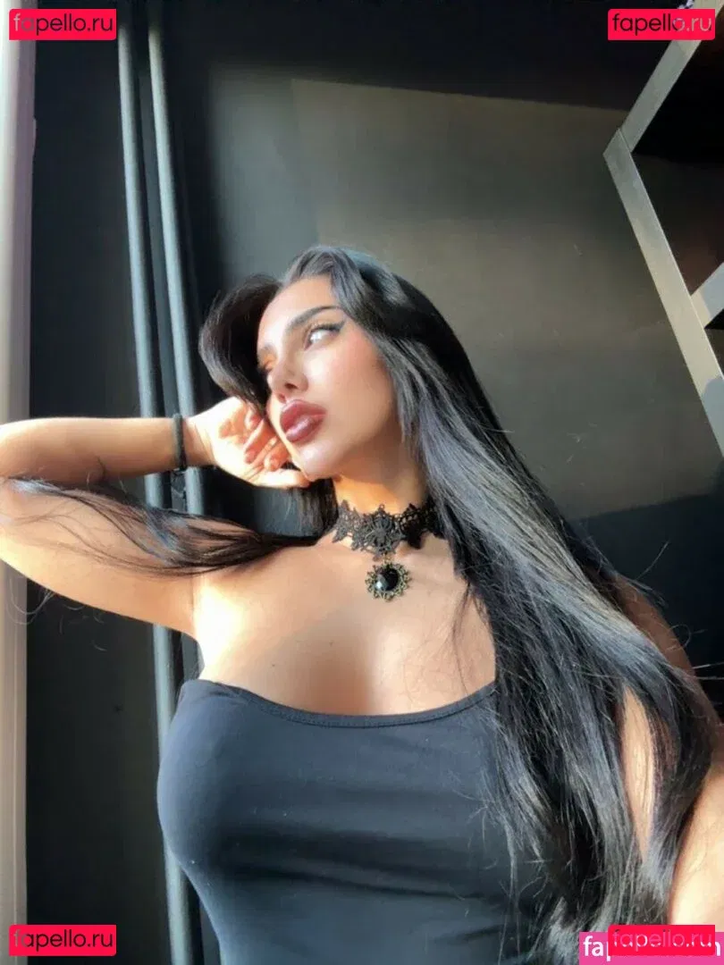 Julia Bayonetta Onlyfans Photo Gallery 