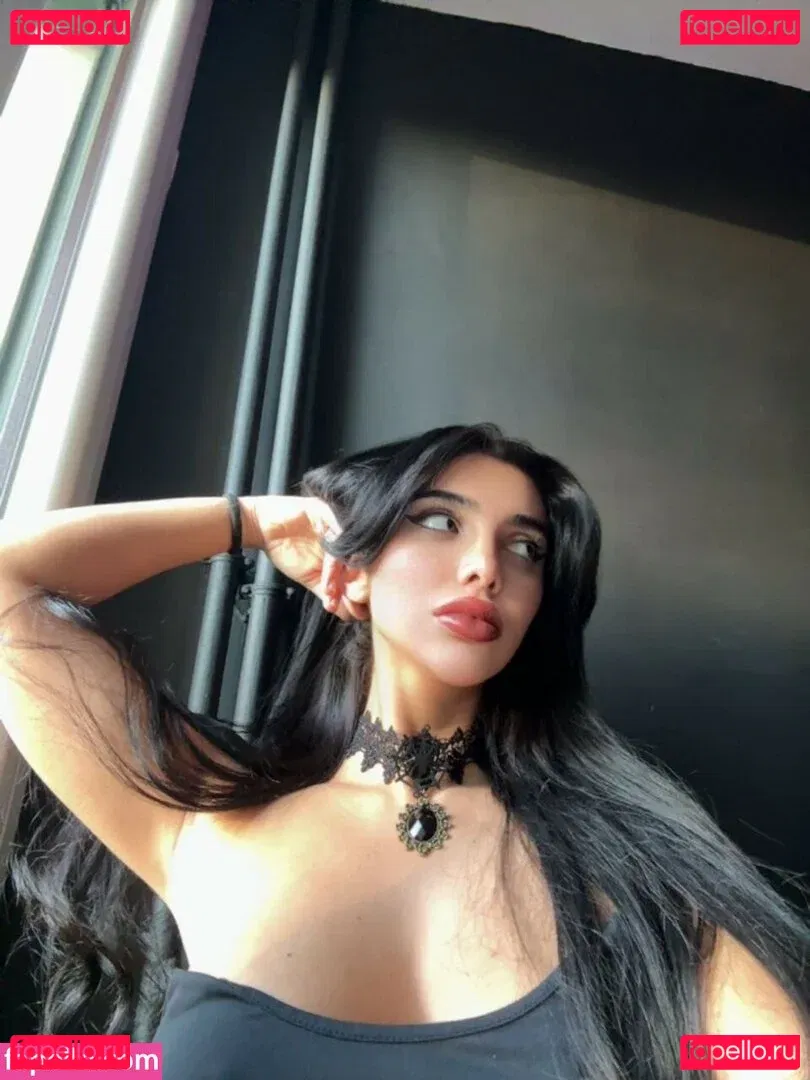 Julia Bayonetta Onlyfans Photo Gallery 