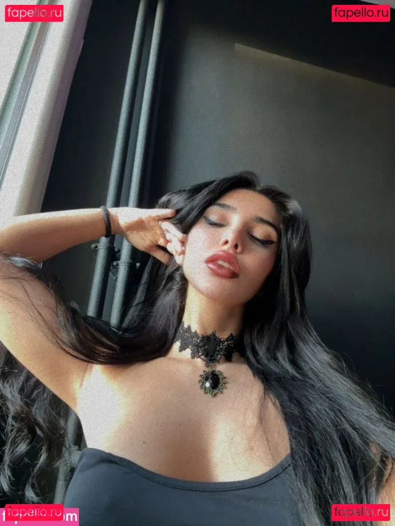 Julia Bayonetta Onlyfans Photo Gallery 