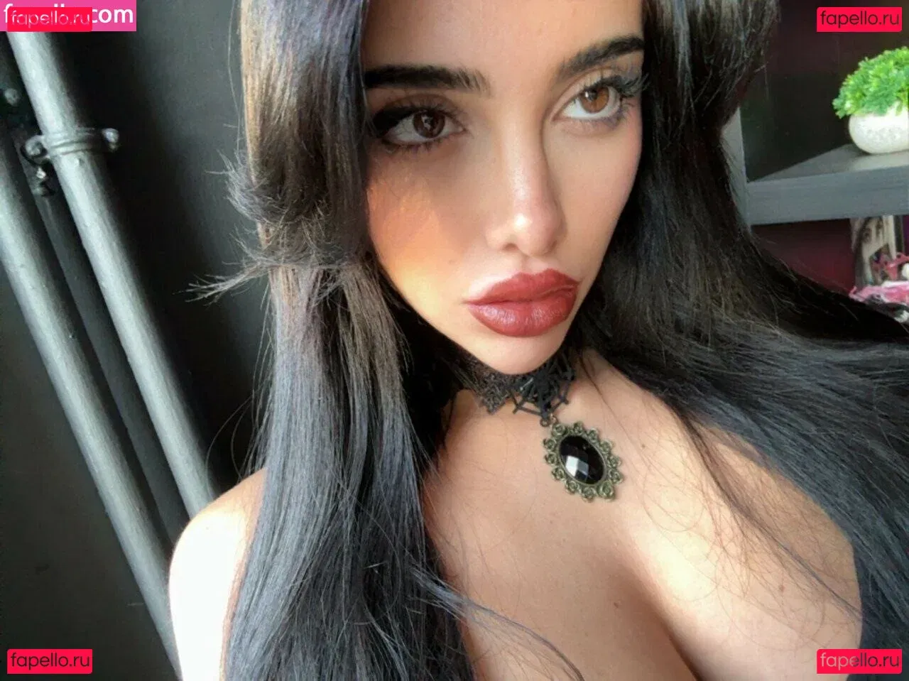 Julia Bayonetta Onlyfans Photo Gallery 