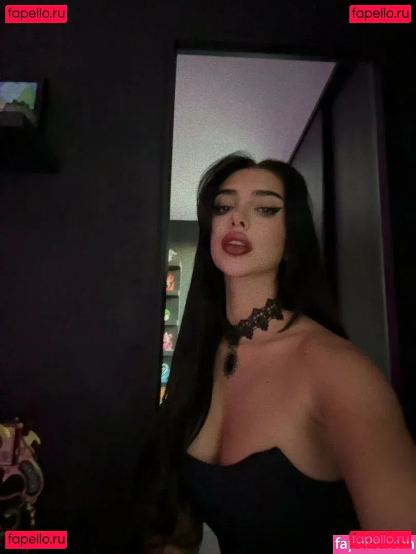 Julia Bayonetta Onlyfans Photo Gallery 