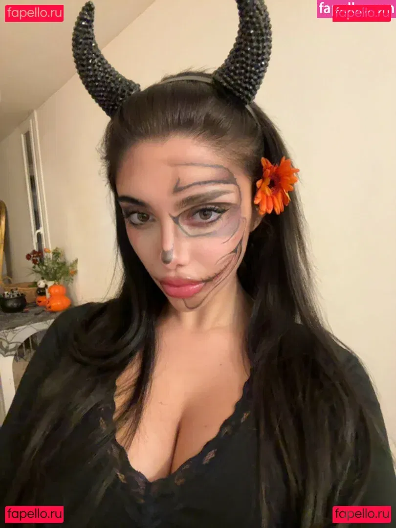 Julia Bayonetta Onlyfans Photo Gallery 