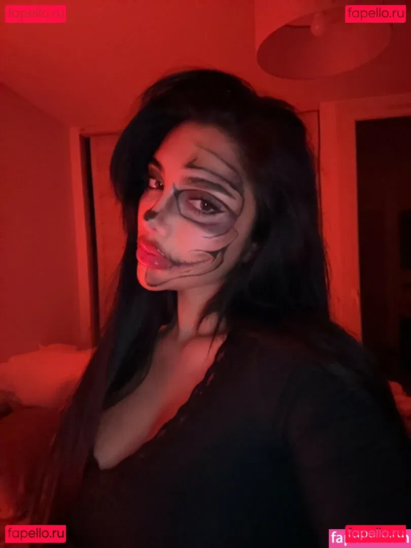 Julia Bayonetta Onlyfans Photo Gallery 