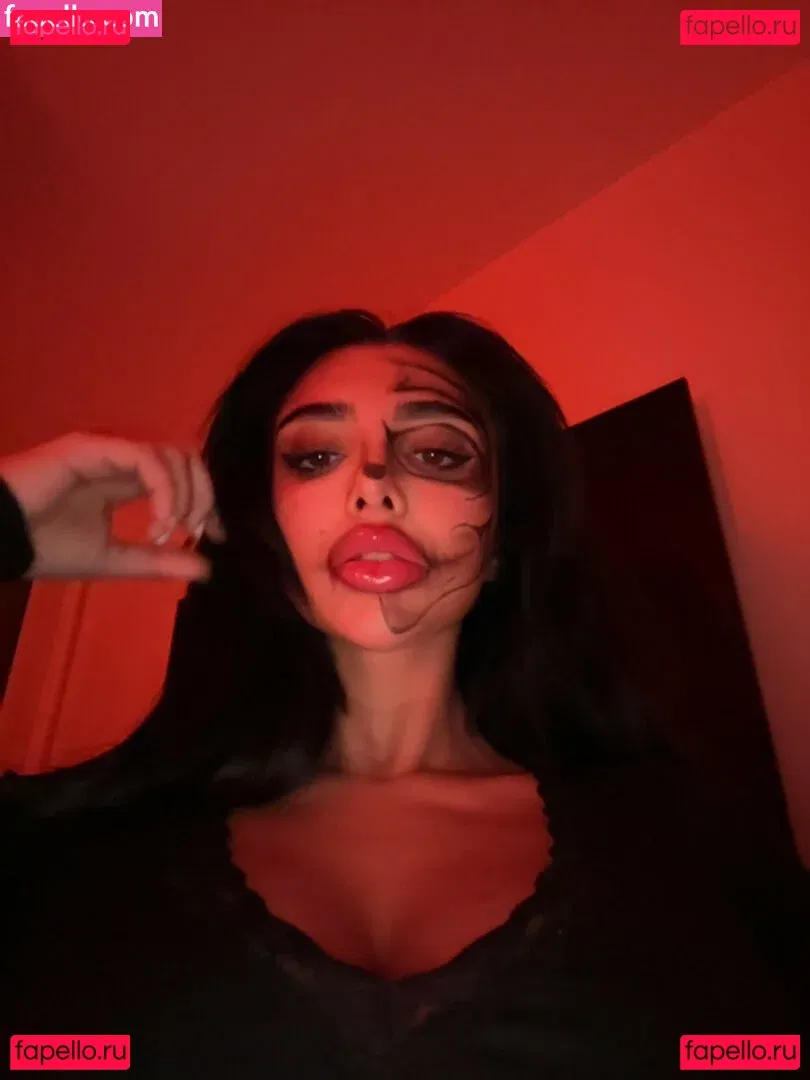 Julia Bayonetta Onlyfans Photo Gallery 