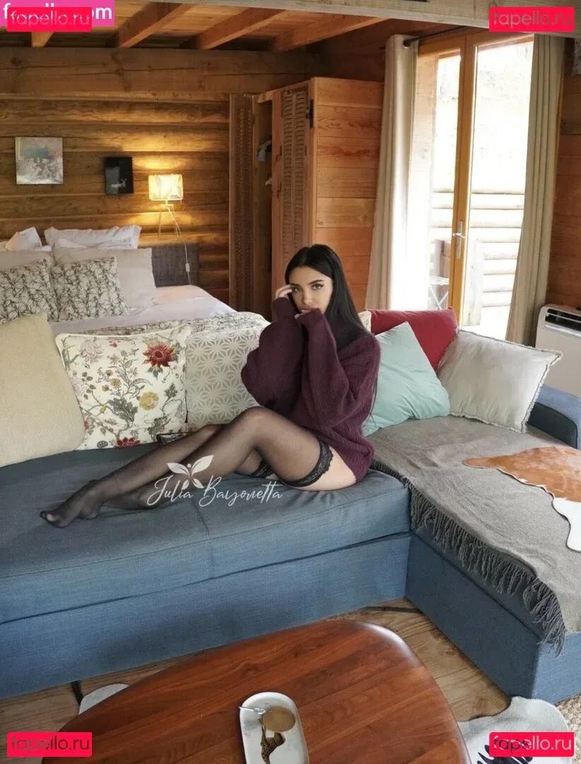 Julia Bayonetta Onlyfans Photo Gallery 