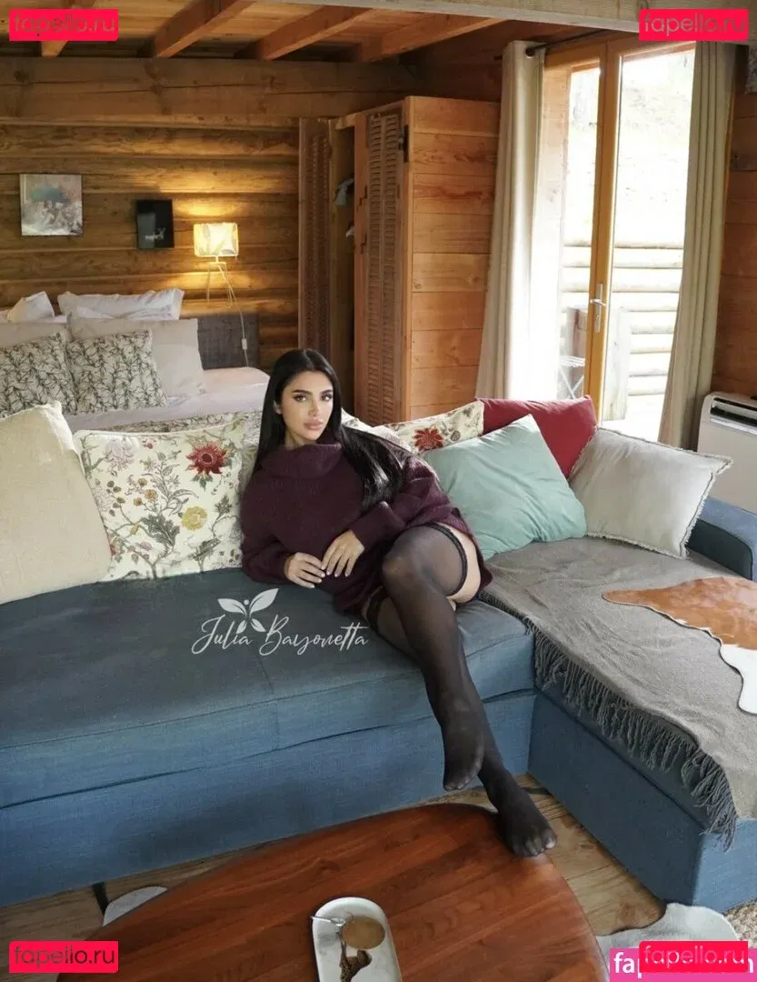 Julia Bayonetta Onlyfans Photo Gallery 