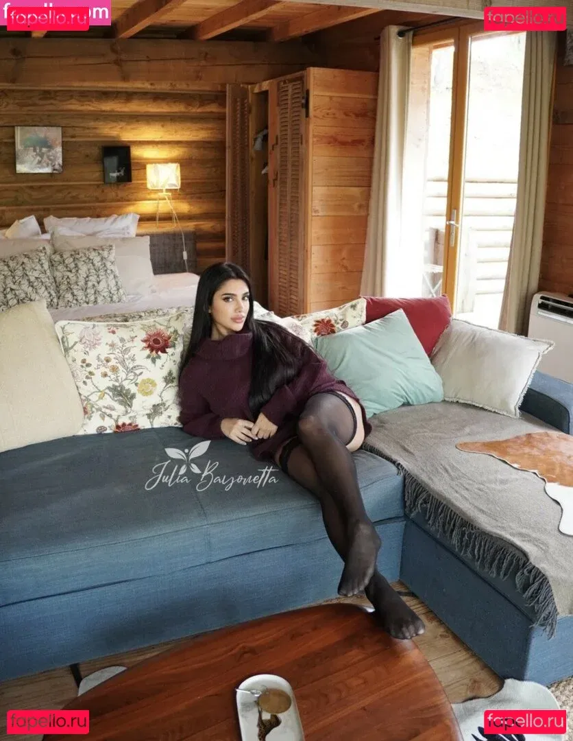 Julia Bayonetta Onlyfans Photo Gallery 