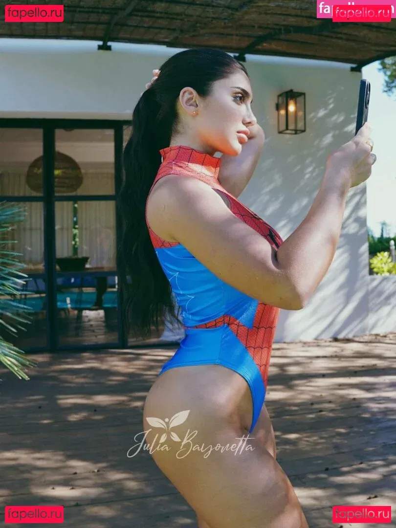 Julia Bayonetta Onlyfans Photo Gallery 