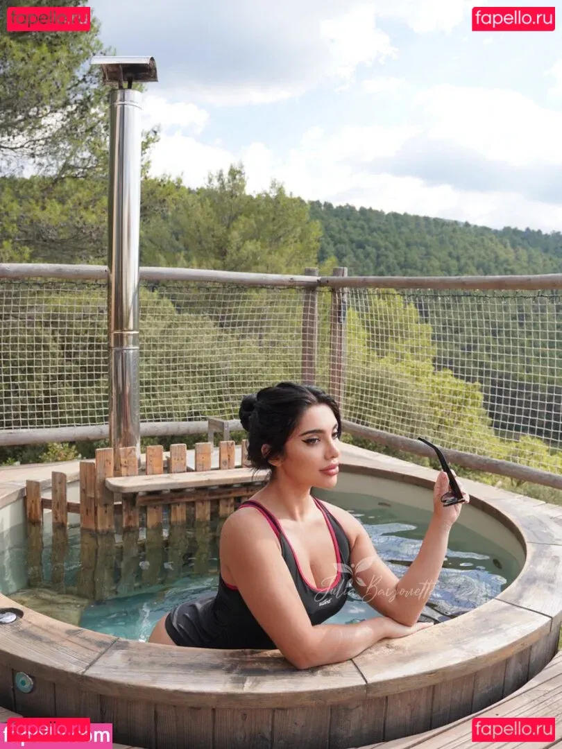 Julia Bayonetta Onlyfans Photo Gallery 