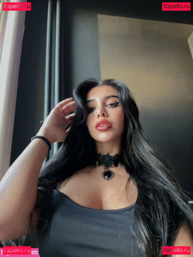 Julia Bayonetta Onlyfans Photo Gallery 