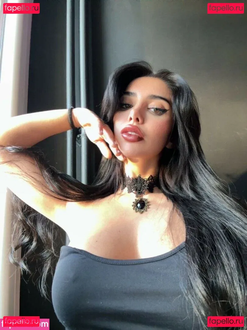 Julia Bayonetta Onlyfans Photo Gallery 