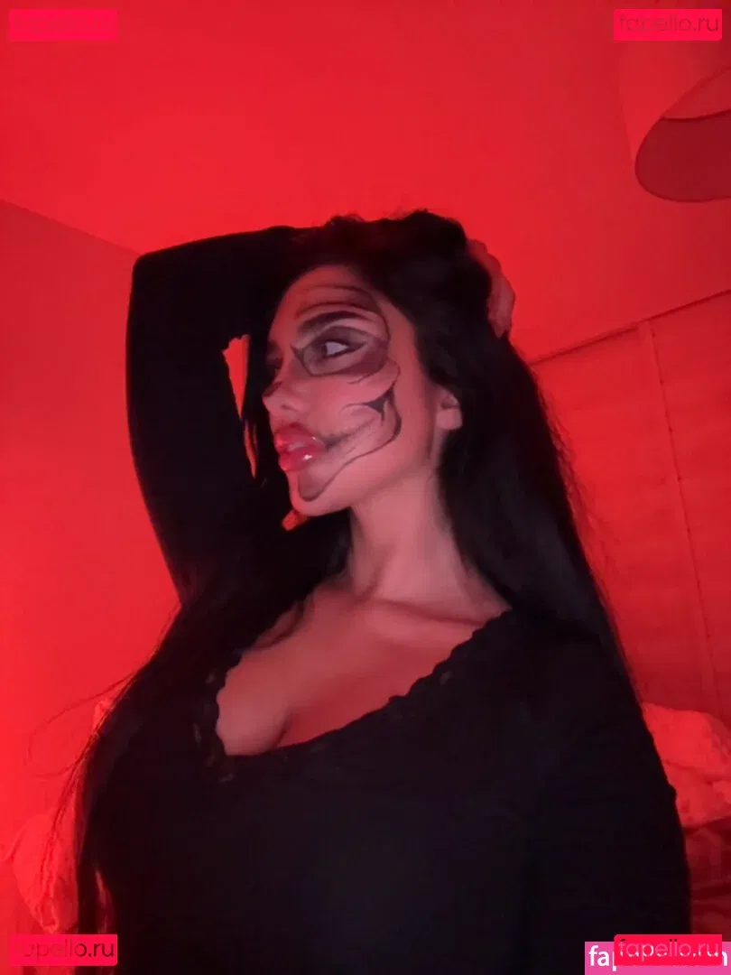 Julia Bayonetta Onlyfans Photo Gallery 