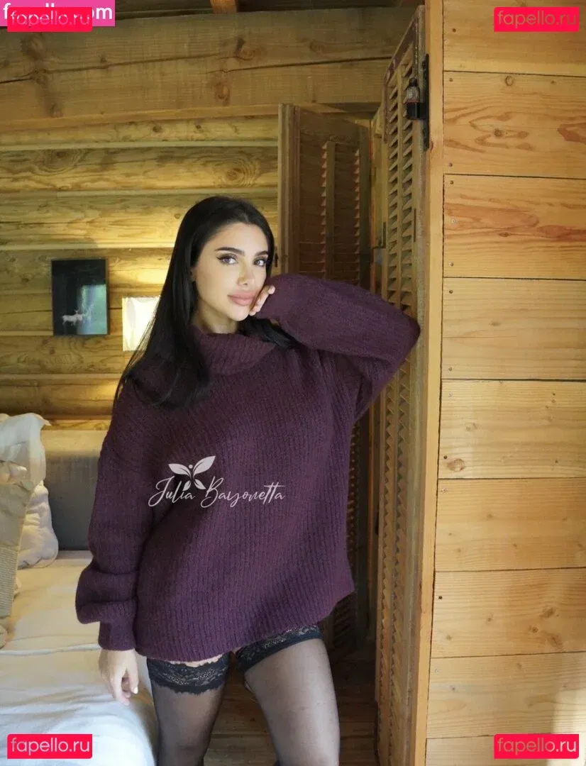 Julia Bayonetta Onlyfans Photo Gallery 