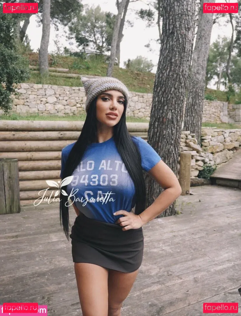 Julia Bayonetta Onlyfans Photo Gallery 