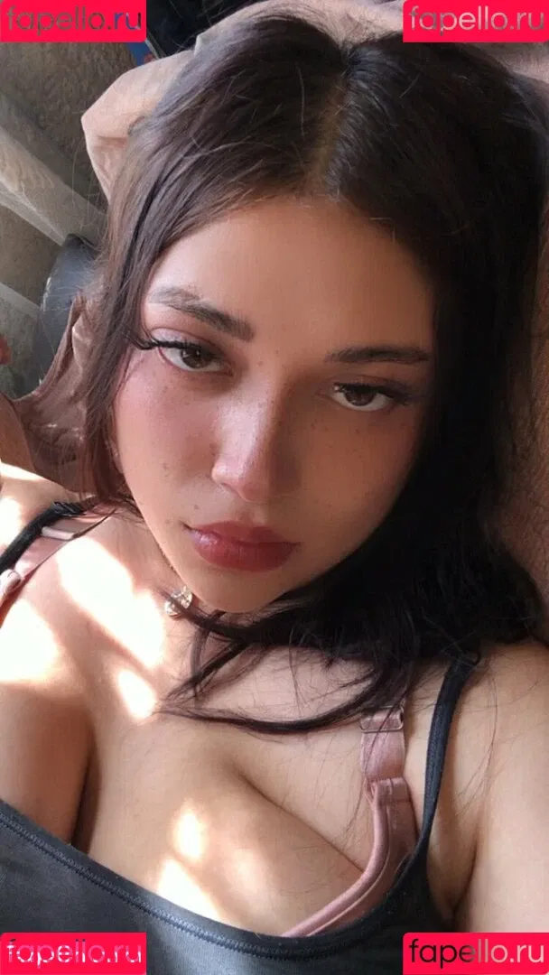 sar.eliii Onlyfans Photo Gallery 