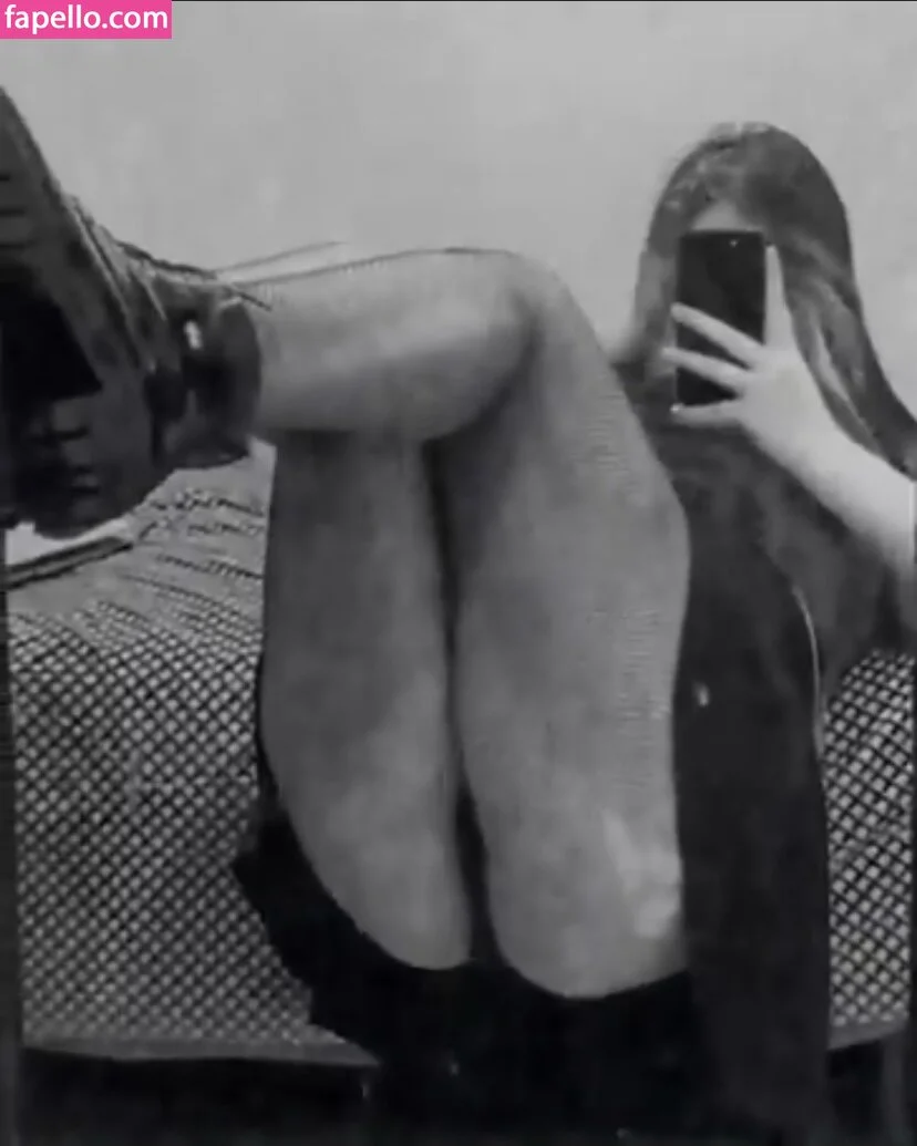 sar.eliii Onlyfans Photo Gallery 