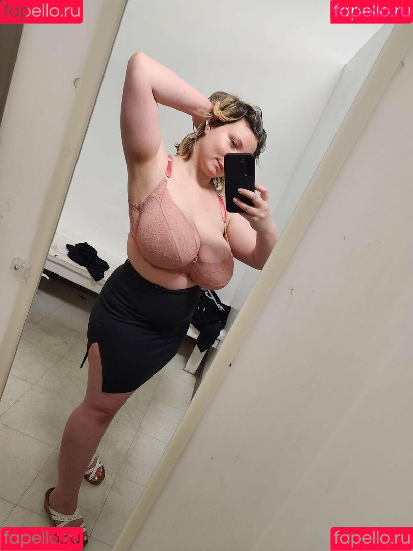 HoneyThorne Onlyfans Photo Gallery 