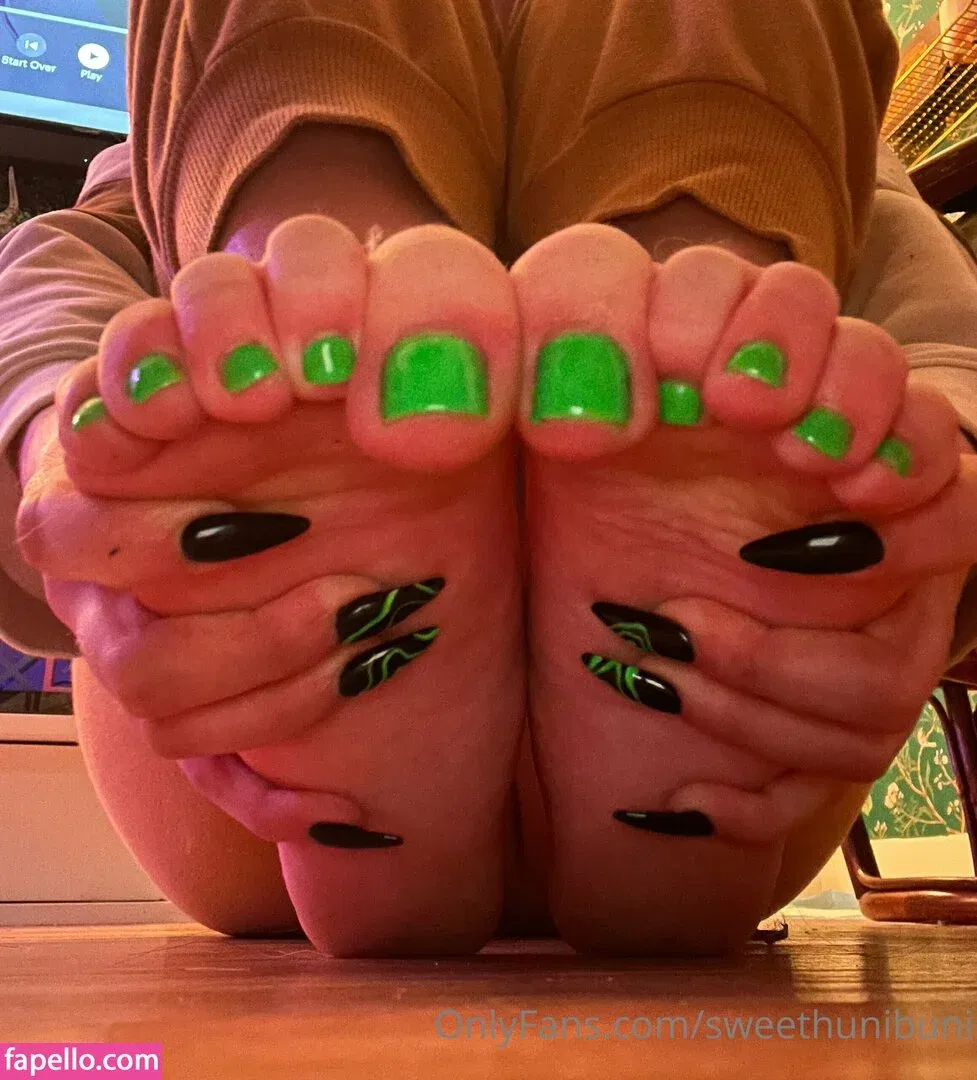 xo_lilhuni_xo Onlyfans Photo Gallery 