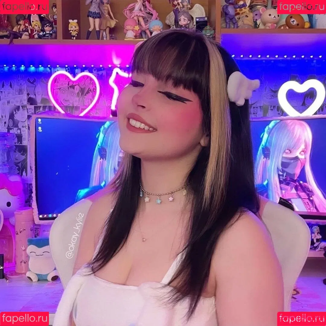 okay_kylie Onlyfans Photo Gallery 