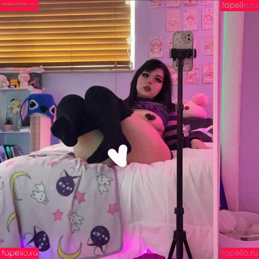 okay_kylie Onlyfans Photo Gallery 