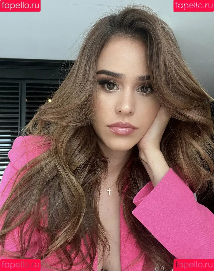Yanet Garcia Onlyfans Photo Gallery 