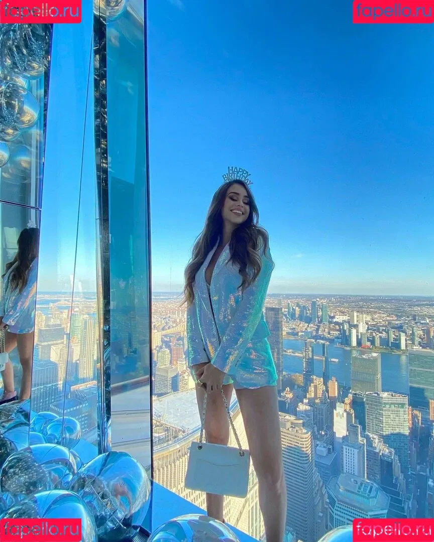 Yanet Garcia Onlyfans Photo Gallery 