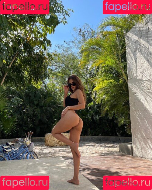 Yanet Garcia Onlyfans Photo Gallery 