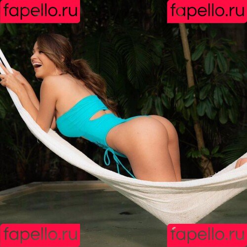 Yanet Garcia Onlyfans Photo Gallery 