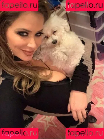 emiaddisonx Onlyfans Photo Gallery 