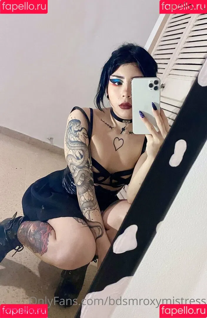 bdsmroxymistress Onlyfans Photo Gallery 
