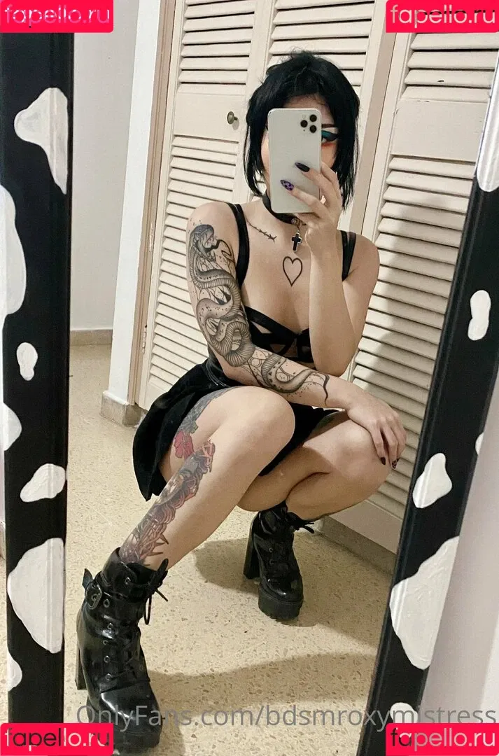 bdsmroxymistress Onlyfans Photo Gallery 