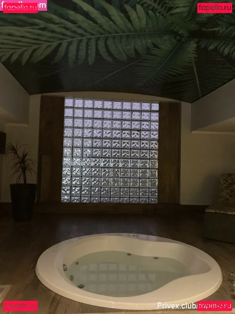 Gwen Stacy Onlyfans Photo Gallery 