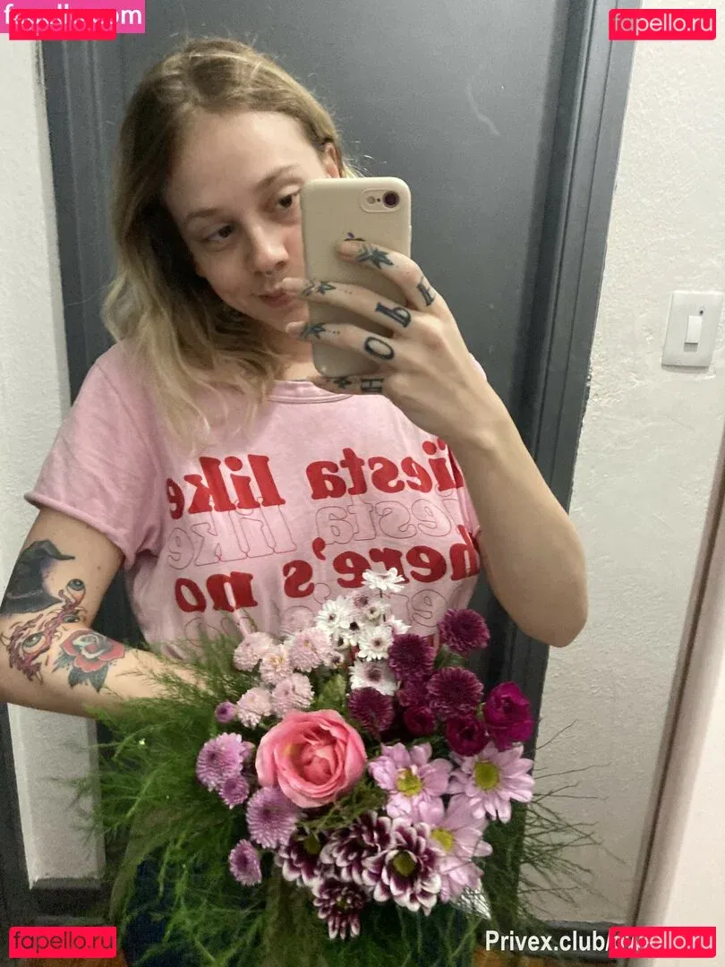 Gwen Stacy Onlyfans Photo Gallery 