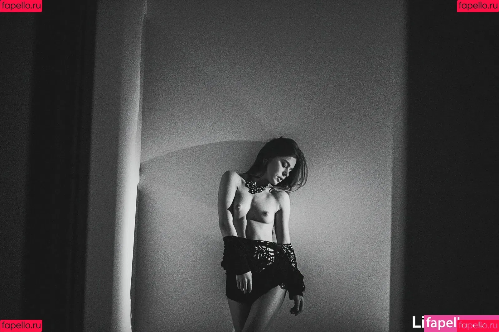 Guerlain Onlyfans Photo Gallery 