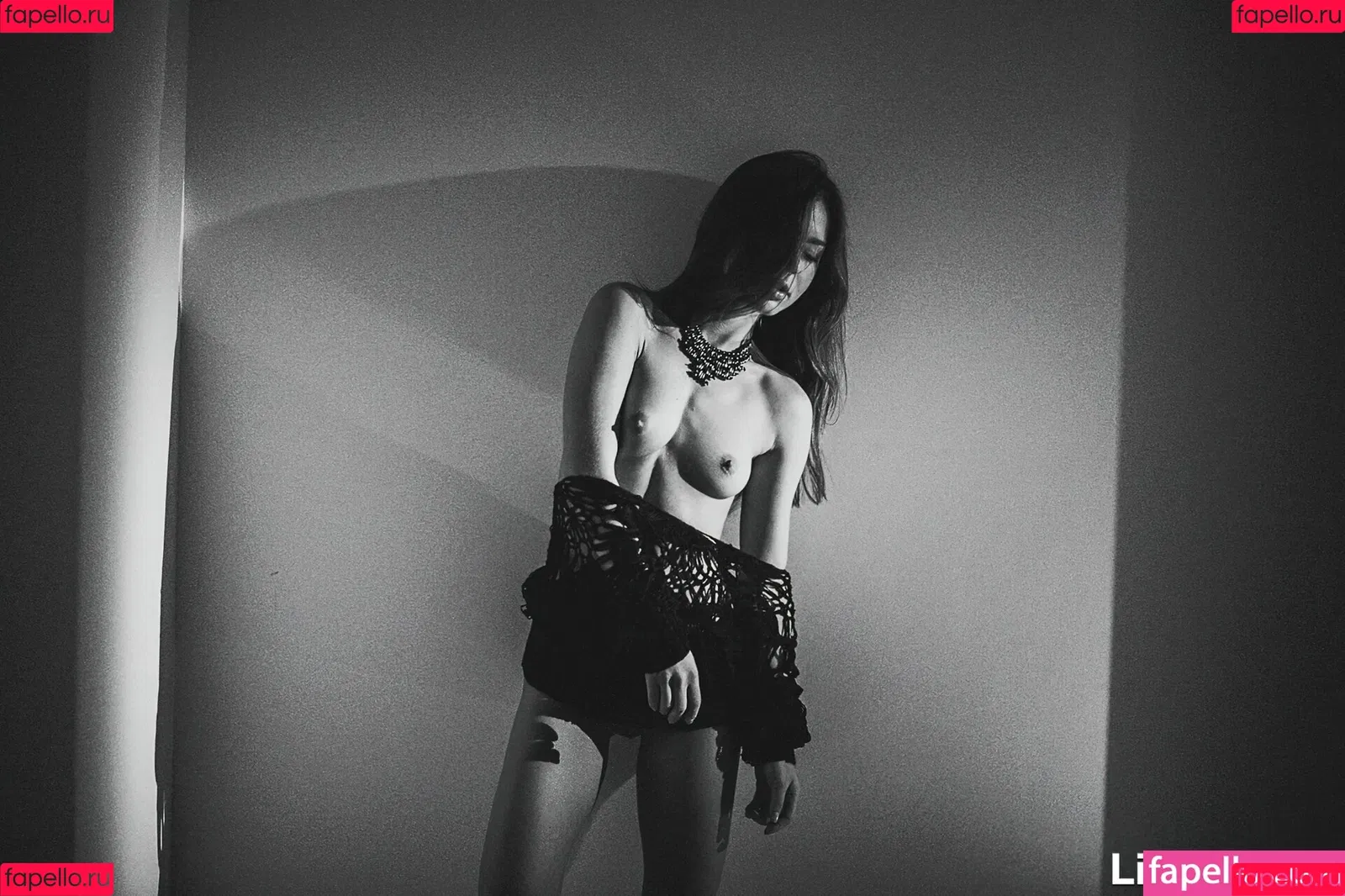 Guerlain Onlyfans Photo Gallery 