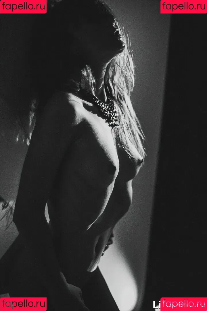 Guerlain Onlyfans Photo Gallery 