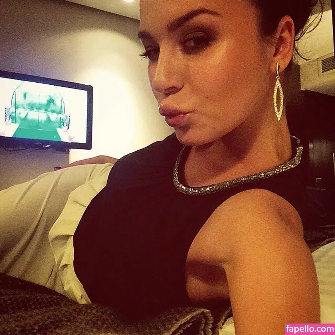 Guerlain Onlyfans Photo Gallery 