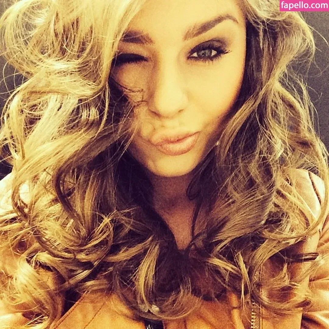 Guerlain Onlyfans Photo Gallery 