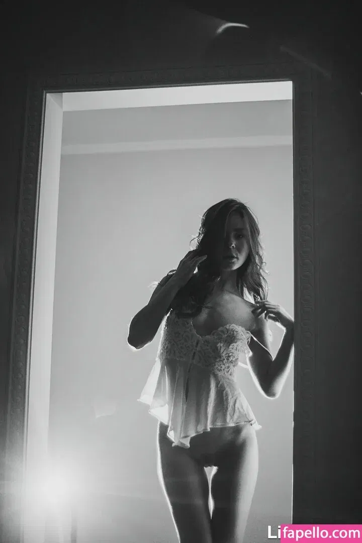 Guerlain Onlyfans Photo Gallery 