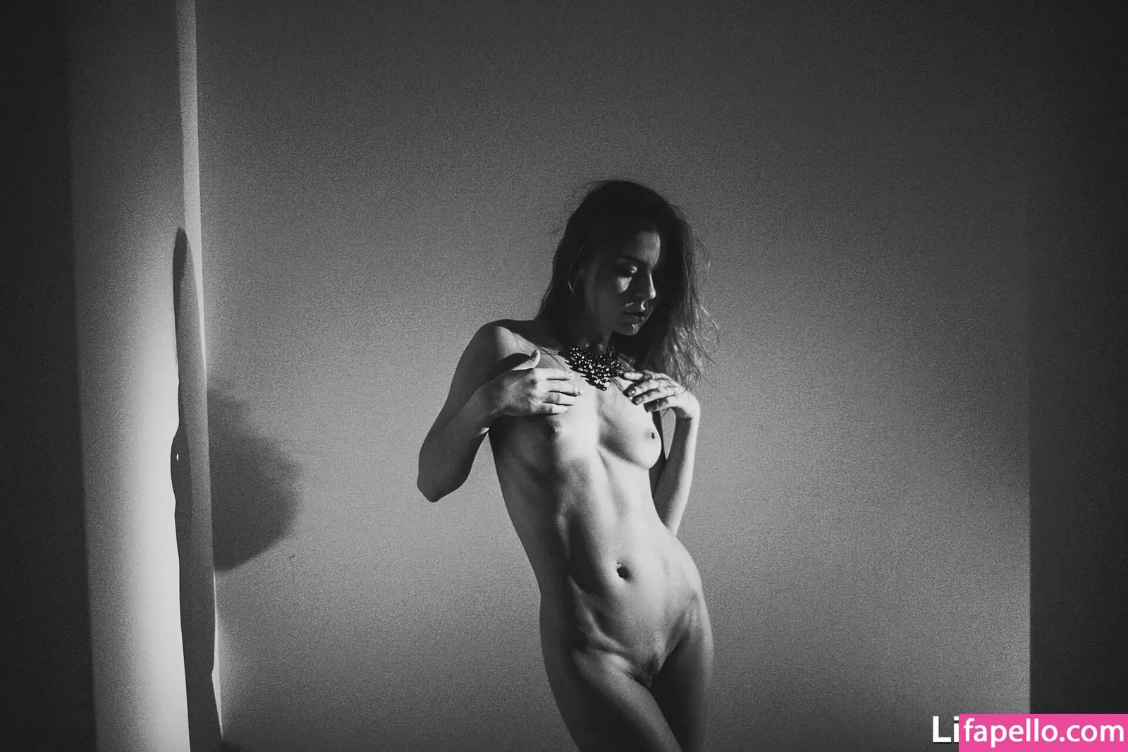 Guerlain Onlyfans Photo Gallery 