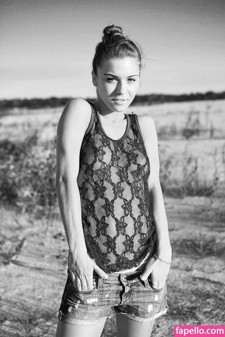 Guerlain Onlyfans Photo Gallery 