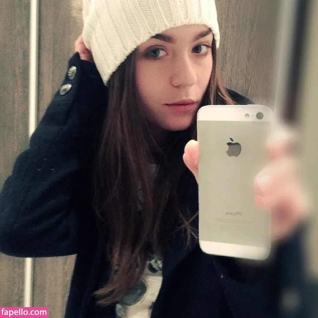 Guerlain Onlyfans Photo Gallery 