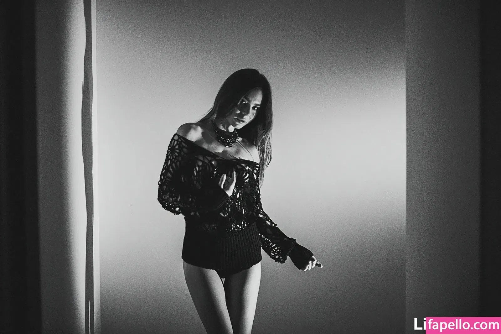 Guerlain Onlyfans Photo Gallery 