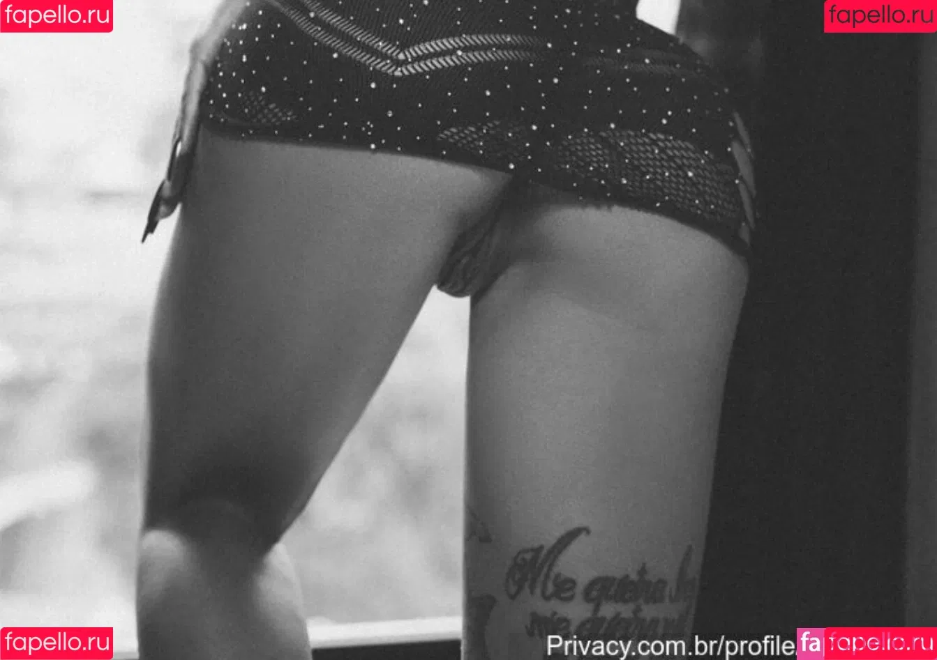 Tati Zaqui Onlyfans Photo Gallery 