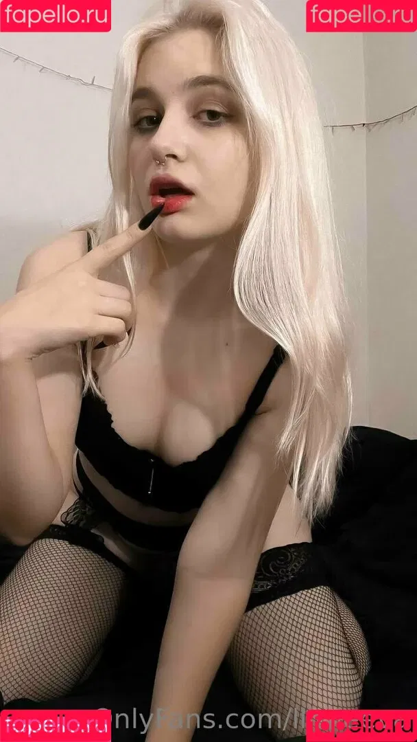 llittleeva Onlyfans Photo Gallery 